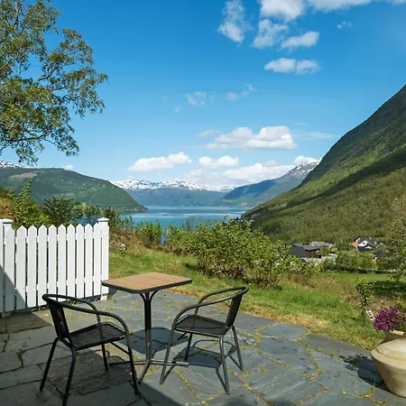 Huse Gjestegard Kinsarvik