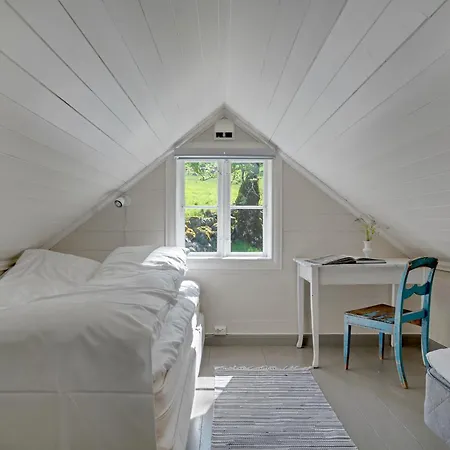 Semesterbostad Huse Gjestegard Kinsarvik
