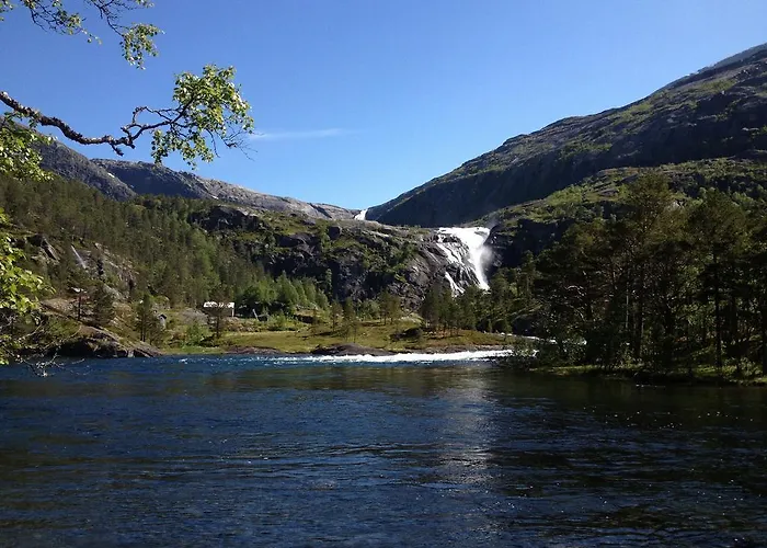度假居 客人农家乐 欣萨维克