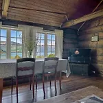 Huse Gjestegard * Kinsarvik